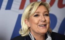 La présidente du Front national Marine Le Pen, lors d'une conférence de presse à Vannes, le 22 octob