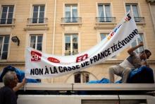Manifestation de salariés de France Télévisions, Radio France et France Médias Monde devant l'Assemb