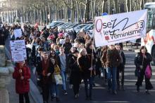 Manifestation derrière une banderole "Osez le féminisme" à Bordeaux, le 21 janvier 2017