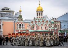 Des communistes russes célèbrent le 5 novembre 2017 à Moscou le 100e anniversaire de la Révolution B