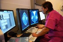 Mammographie à l'Institut Paoli-Calmette le 9 octobre 2017