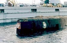 Le sous-marin russe Koursk, le 23 octobre 2001 dans le port de Roslyakovo, près de Mourmansk