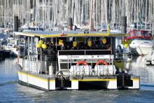 Un "bus de mer" alimenté par de l'hydrogène présenté à La Rochelle, dans le sud-ouest de la France, 