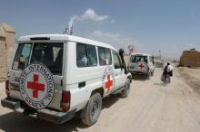 Un convoi de camions de la Croix-Rouge en Afghanistan, en août 2007