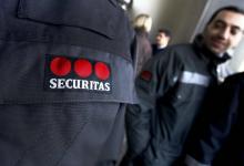 Après les attentats du 13 novembre 2015, quatre employés de l'entreprise de sécurité Securitas ont é