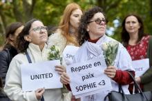 Marche silencieuse, le 8 octobre 2017 à Londres, en hommage à Sophie Lionnet, jeune fille au pair fr