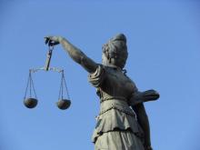 Justice Procès Balance