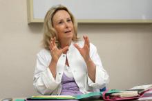 Psychologue et psychanalyste, Marie Pezé, en charge depuis 11 ans des consultations spécialisées "Souffrance et Travail", le 04 septembre 2008 au centre d'accueil et de soins hospitaliers de l'hôpital