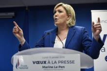 La présidente du FN Marine Le Pen en marge de ses voeux à la presse à Nenterre près de Paris, le 15 janvier 2018