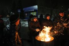 Des mineurs en grève pour toucher leur salaire, à Novogrodivka, en Ukraine, le 17 février 2018