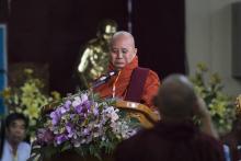 Le moine bouddhiste extrémiste Wirathu prononce un discours à Rangoun, le 27 mai 2017