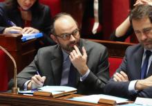 Edouard Philippe et le délégué général de La République en Marche Christophe Castaner, à l'Assemblée nationale, le 24 janvier 2018