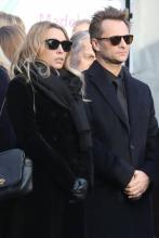 Laura Smet et David Hallyday lors des obsèques de leur père, Johnny Hallyday, le 9 décembre 2017 à l'Eglise de la Madeleine, à Paris