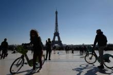 Des Vélib sur l'Esplanade du Trocadéro le 25 février 2018