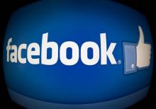 L'UE va demander des "clarifications" à Facebook après des révélations sur l'exploitation des données personnelles de millions d'utilisateurs du réseau social par l'entreprise Cambridge Analytica, imp