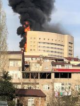 Incendie d'un hôpital du quartier de Gaziosmanpasa à Istanbul le 5 avril 2018