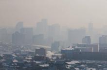 La ville d'Oulan-Bator dans un brouillard de pollution, le 21 janvier 2018 en Mongolie