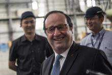 François Hollande visite l'usine Airbus à Tianjin en Chine, le 24 mai 2018