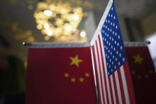 Les drapeaux chinois et américain, le 16 août 2017 à Pékin