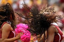 Les pom-pom girls de l'équipe de football américain des Washington Redskins, à Landover (Maryland) le 15 octobre 2017