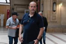 Pierre Paoli, membre du parti nationaliste corse Corsica Libera arrive à son procès devant la cour d'assises de Paris, le 11 juin 2018