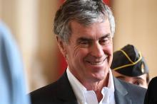 L'ancien ministre du Budget Jérôme Cahuzac quitte le tribunal de Paris, le 15 mai 2018