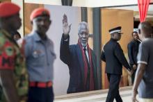 Le portrait de Kofi Anan est affiché dans le Centre international de conférences d’Accra, où un dernier hommage est rendu à l'ancien diplomate, le 11 septembre 2018