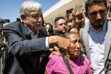 Le président-élu du Mexique, Andrés Manuel López Obrador, lors d'un bain de foule le 20 septembre 2018 à Tijuana (nord-ouest).