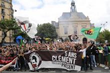 Des sympathisants d'extrême gauche défilent le 2 juin 2018 à Paris en hommage à Clément Méric
