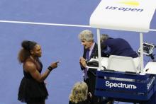Serena Williams critique la décision de l'arbitre durant la finale de l'US Open