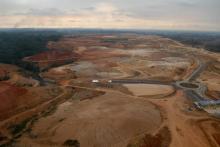 Vue aérienne de Nkok, une zone économique spéciale consacrée à la transformation du bois, à 30 km de Libreville (Gabon), le 9 septembre 2011