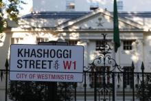 Un panneau rebaptisant une rue de Londres "Khashoggi street", dans le quartier de Westminster, le 2 novembre 2018