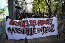 Marche blanche en hommage aux victimes de l'effondrement de deux immeubles à Marseille le 10 novembre 2018
