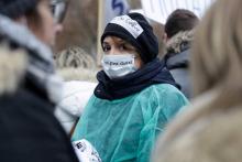 Une infirmière manifeste à Paris, le 20 novembre 2018