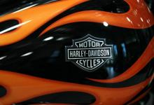 Logo de la marque Harley-Davidson sur une moto photographiée à Oakland en Californie le 19 juillet 2011