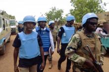 Des Casques bleus de la Minusma patrouillant dans la ville de Konna, dans le centre du Mali, le 5 juillet 2018