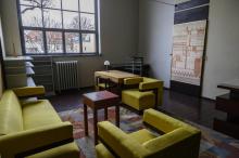 Le salon reconstitué du fondateur du Bauhaus, Walter Gropius, à Weimar, le 15 janvier 2019