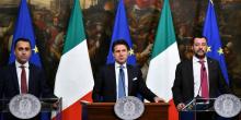 Conférence de presse le 17 janvier 2019 à Rome du Premier ministre italien Giuseppe Conte et de ses deux vice-Premiers ministres, Matteo Salvini et Luigi Di Maio après l'adoption des décrets-lois sur 