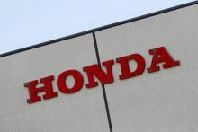 Le nom du constructeur automobile Honda sur une façade de l'usine de Swindon, en Grande-Bretagne, le 19 février 1019. La fermeture de l'usine, prévue en 2021, menace 3.500 emplois directs.
