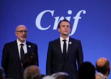 Le président Emmanuel Macron et le président du Crif, Francis Kalifat (g), le 20 février 2019 à Paris