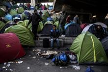 Un campement de migrants Porte de la Chapelle, le 4 avril 2019 à Paris