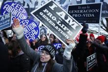 Des militants anti-avortements tentent de perturber une marche des défenseurs du droit à avoter à Washington le 22 janvier 2019.