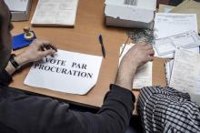 Enregistrement d'une procuration avant l'élection présidentielle de 2012 à Lyon le 11 avril 2012