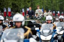Le président français Emmanuel Macron sur les Champs Elysées le 14 juillet 2019