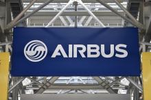 Le logo d'Airbus à Blagnac le 21 mars 2018