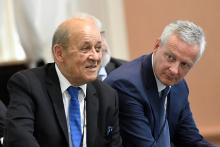 Le ministre français des Affaires étrangères Jean-Yves Le Drian et celui des Finances Bruno Le Maire à Biarritz le 26 août 2019