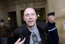 L'essayiste d'extrême droite Alain Soral arrive au tribunal de Paris, le 12 mars 2015