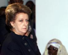 L'ancienne première dame du Sénégal Colette Senghor, épouse de l'ancien président et chantre de la négritude Léopold Sédar Senghor, est décédée en Normandie, photo du 29 décembre 2001