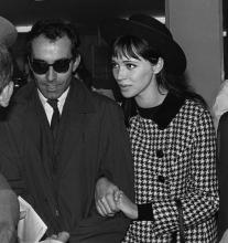Anna Karina avec son mari, le réalisateur Jean-Luc Godard, le 1er janvier 1963