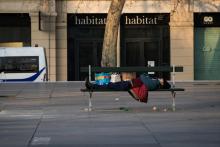 Un sans-abri, le 17 mars 2020 à Paris